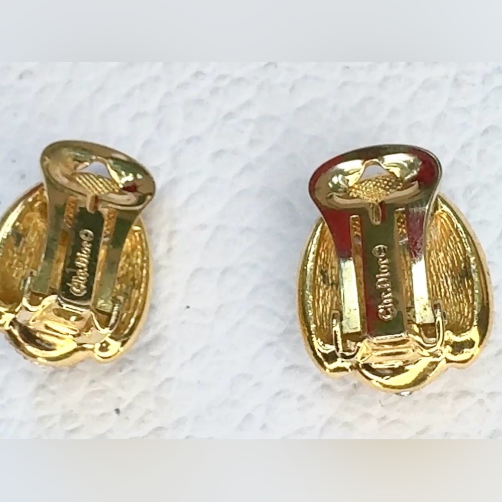 Christian Dior Vintage 1980s Oval Whole Crystals Black Gold Clip On Earrings - Picture 4 of 9